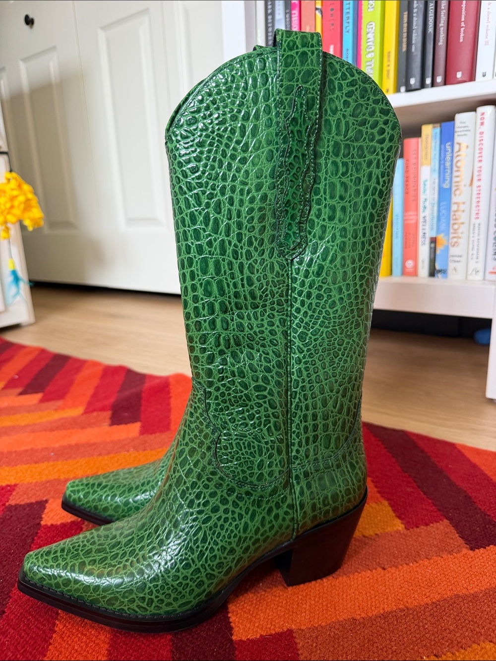 Jeffrey Campbell Green Croc-Embossed Pointed-Toe Mid-Calf Boots - Picture 2 of 4